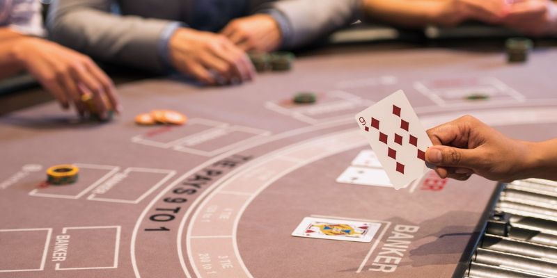 Hướng dẫn cách chơi Baccarat dành cho người mới